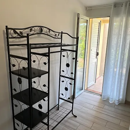 Hotel Les Jardins Sta Giulia Avec Piscine *