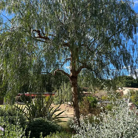 Les Jardins Sta Giulia Avec Piscine Hotel *